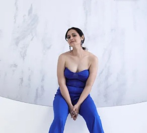 Sayan Bakshi, licensed influencer