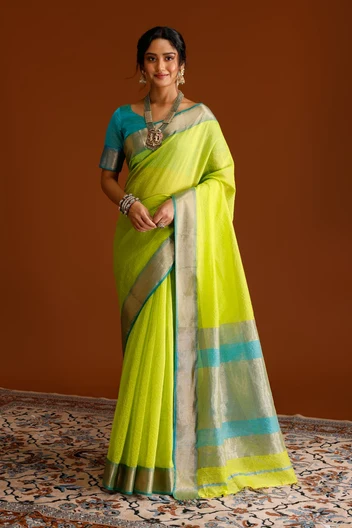 Saree product page garment